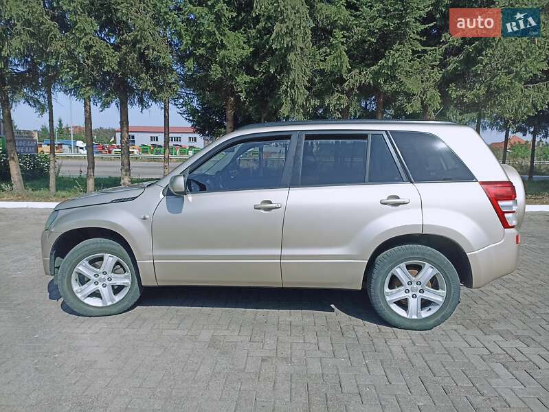 Позашляховик / Кросовер Suzuki Grand Vitara 2008 в Рівному