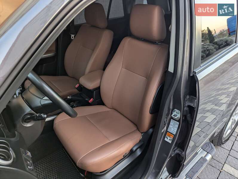 Позашляховик / Кросовер Suzuki Grand Vitara 2008 в Івано-Франківську