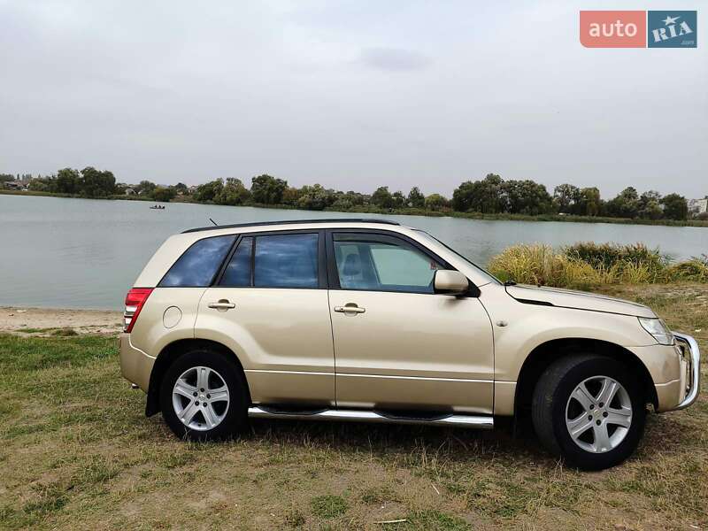 Позашляховик / Кросовер Suzuki Grand Vitara 2006 в Фастові