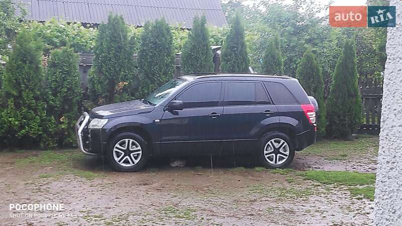 Внедорожник / Кроссовер Suzuki Grand Vitara 2005 в Мостиске