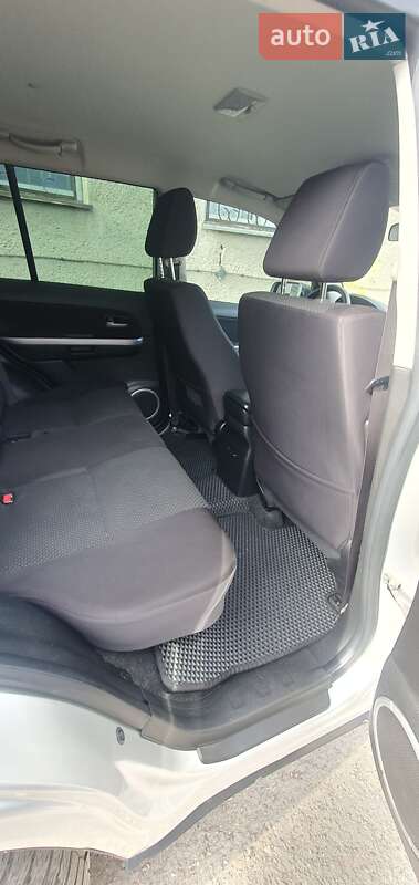 Внедорожник / Кроссовер Suzuki Grand Vitara 2011 в Ивано-Франковске
