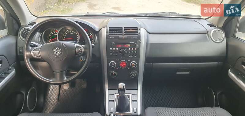 Внедорожник / Кроссовер Suzuki Grand Vitara 2011 в Ивано-Франковске