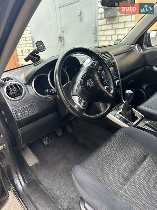 Внедорожник / Кроссовер Suzuki Grand Vitara 2014 в Николаеве