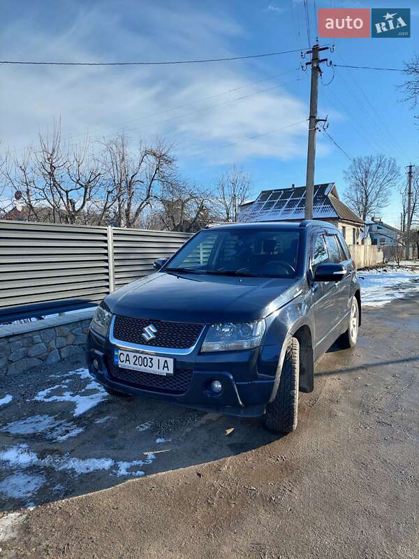 Внедорожник / Кроссовер Suzuki Grand Vitara 2008 в 