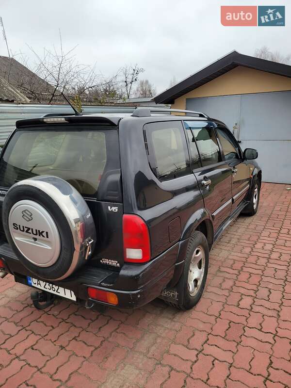 Позашляховик / Кросовер Suzuki Grand Vitara 2005 в Черкасах