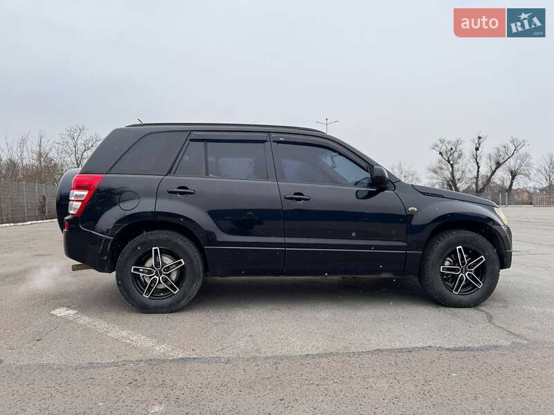 Позашляховик / Кросовер Suzuki Grand Vitara 2007 в Чернівцях