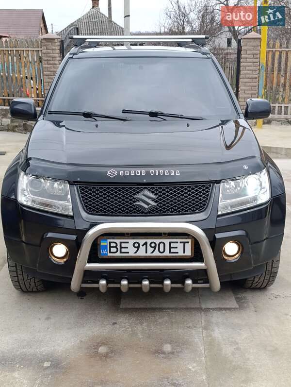 Позашляховик / Кросовер Suzuki Grand Vitara 2006 в Первомайську