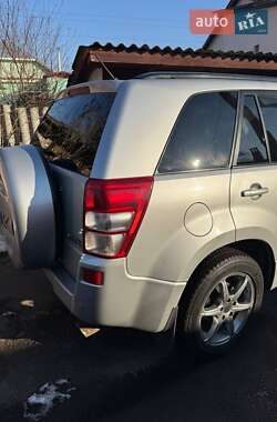 Внедорожник / Кроссовер Suzuki Grand Vitara 2007 в 