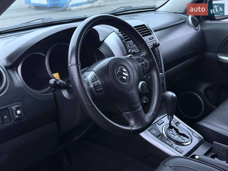 Внедорожник / Кроссовер Suzuki Grand Vitara 2010 в Хмельницком