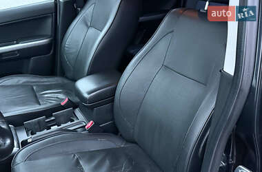 Позашляховик / Кросовер Suzuki Grand Vitara 2010 в 