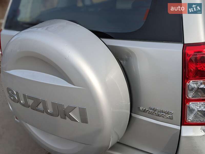 Внедорожник / Кроссовер Suzuki Grand Vitara 2012 в Днепре фото 7 Внедорожник / Кроссовер Suzuki Grand Vitara 2012 в Днепре