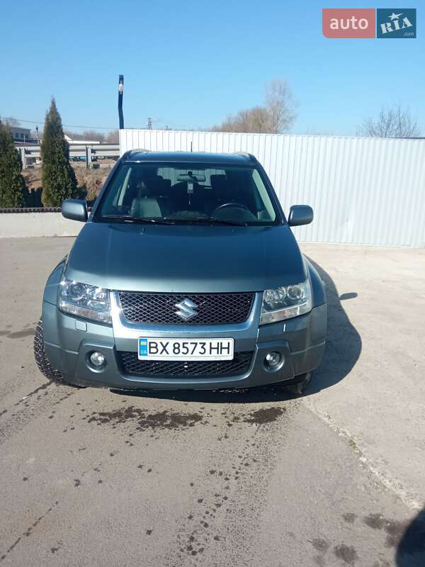 Внедорожник / Кроссовер Suzuki Grand Vitara 2006 в Хмельницком