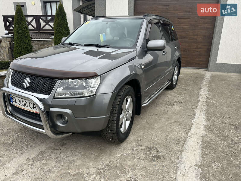 Внедорожник / Кроссовер Suzuki Grand Vitara 2006 в Каменец-Подольском