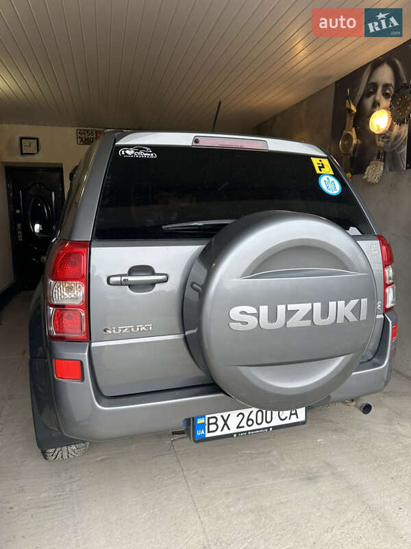 Внедорожник / Кроссовер Suzuki Grand Vitara 2006 в Каменец-Подольском