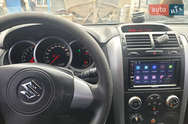 Позашляховик / Кросовер Suzuki Grand Vitara 2008 в 