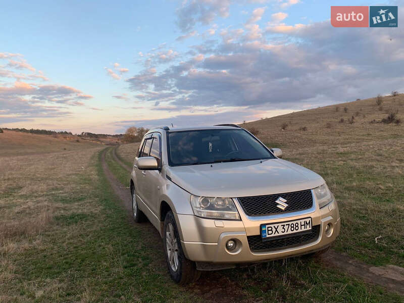 Внедорожник / Кроссовер Suzuki Grand Vitara 2007 в 