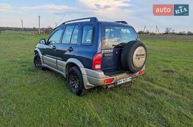 Внедорожник / Кроссовер Suzuki Grand Vitara 2001 в 