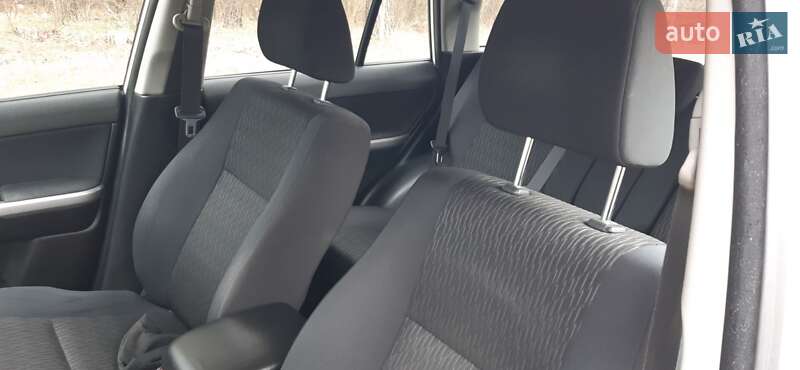 Внедорожник / Кроссовер Suzuki Grand Vitara 2013 в Василькове