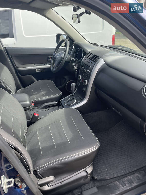 Внедорожник / Кроссовер Suzuki Grand Vitara 2008 в Киеве