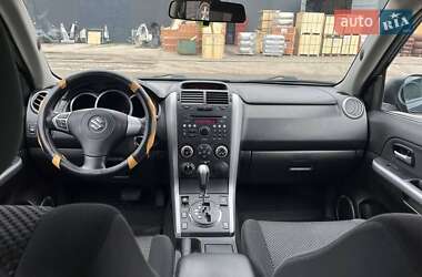 Внедорожник / Кроссовер Suzuki Grand Vitara 2006 в 