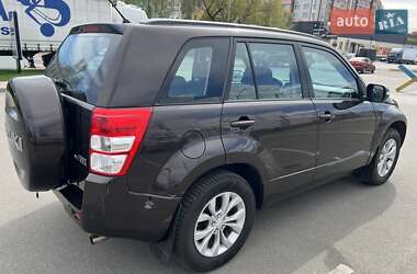 Внедорожник / Кроссовер Suzuki Grand Vitara 2015 в 