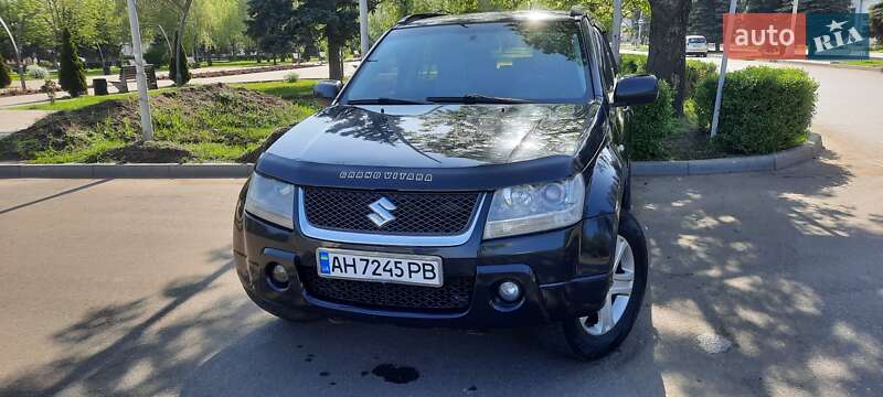 Внедорожник / Кроссовер Suzuki Grand Vitara 2006 в Черкассах