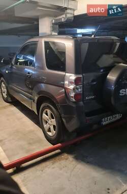 Позашляховик / Кросовер Suzuki Grand Vitara 2009 в 