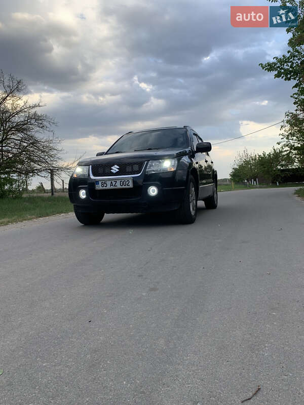 Внедорожник / Кроссовер Suzuki Grand Vitara 2006 в 
