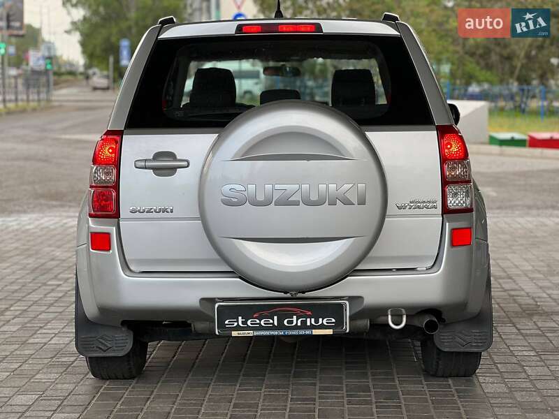 Позашляховик / Кросовер Suzuki Grand Vitara 2008 в Миколаєві
