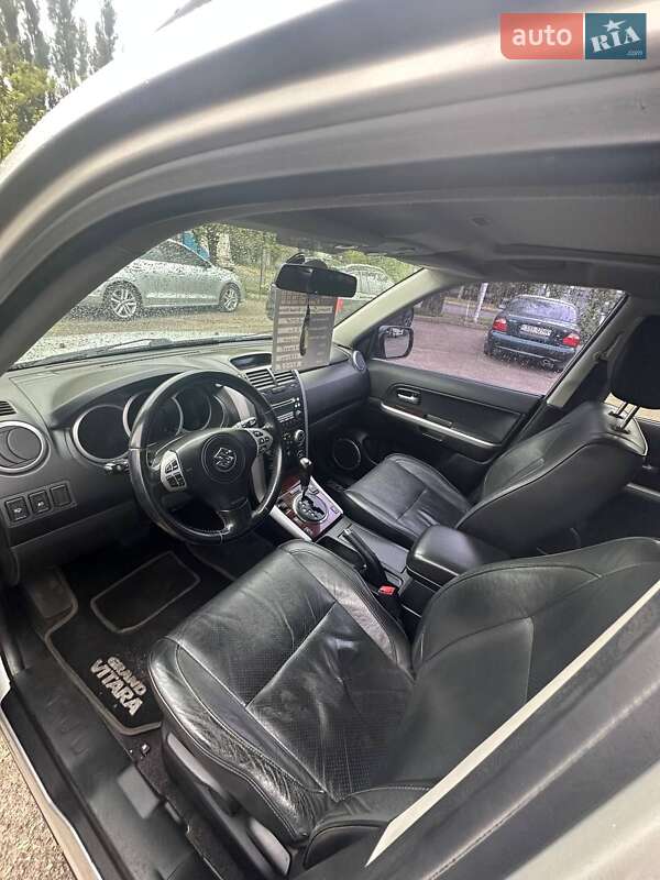 Позашляховик / Кросовер Suzuki Grand Vitara 2008 в Миколаєві