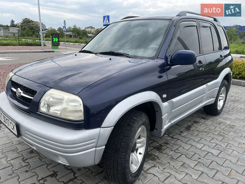 Позашляховик / Кросовер Suzuki Grand Vitara 2001 в 