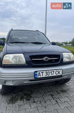 Позашляховик / Кросовер Suzuki Grand Vitara 2001 в 
