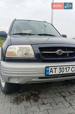 Позашляховик / Кросовер Suzuki Grand Vitara 2001 в 