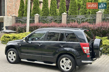 Позашляховик / Кросовер Suzuki Grand Vitara 2006 в 