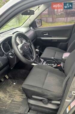 Позашляховик / Кросовер Suzuki Grand Vitara 2007 в 