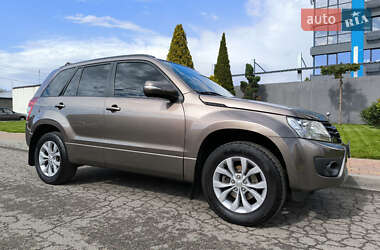 Внедорожник / Кроссовер Suzuki Grand Vitara 2014 в 