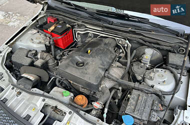Позашляховик / Кросовер Suzuki Grand Vitara 2009 в 