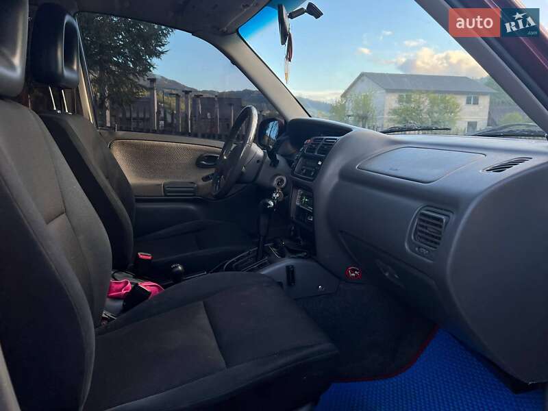Позашляховик / Кросовер Suzuki Grand Vitara 2000 в Рахові