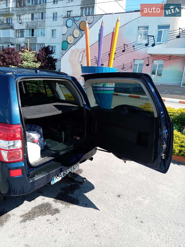 Внедорожник / Кроссовер Suzuki Grand Vitara 2008 в Киеве