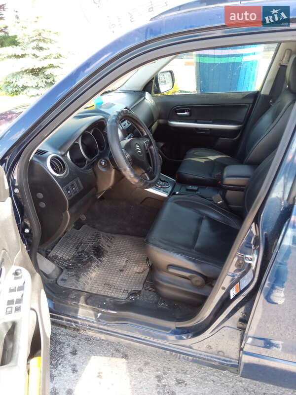 Внедорожник / Кроссовер Suzuki Grand Vitara 2008 в Киеве