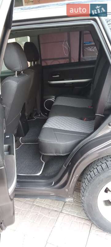 Позашляховик / Кросовер Suzuki Grand Vitara 2013 в Івано-Франківську фото 9 Позашляховик / Кросовер Suzuki Grand Vitara 2013 в Івано-Франківську