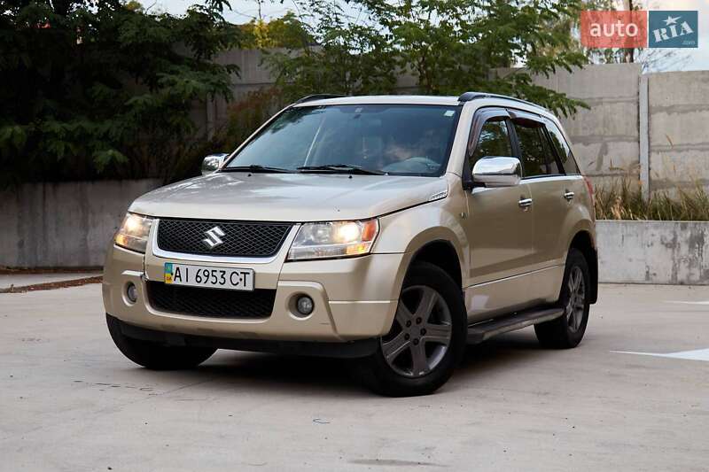 Позашляховик / Кросовер Suzuki Grand Vitara 2006 в 