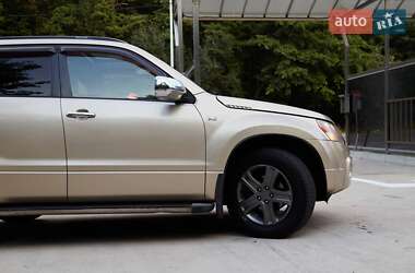 Позашляховик / Кросовер Suzuki Grand Vitara 2006 в 