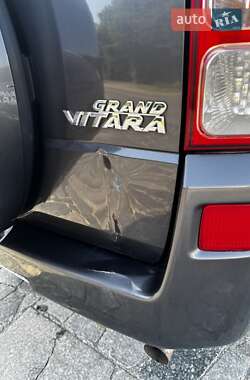 Позашляховик / Кросовер Suzuki Grand Vitara 2009 в 