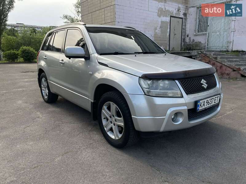 Внедорожник / Кроссовер Suzuki Grand Vitara 2007 в Киеве