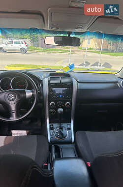Позашляховик / Кросовер Suzuki Grand Vitara 2007 в 