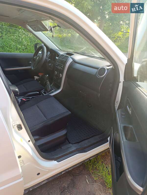 Внедорожник / Кроссовер Suzuki Grand Vitara 2008 в Лубнах фото 10 Внедорожник / Кроссовер Suzuki Grand Vitara 2008 в Лубнах