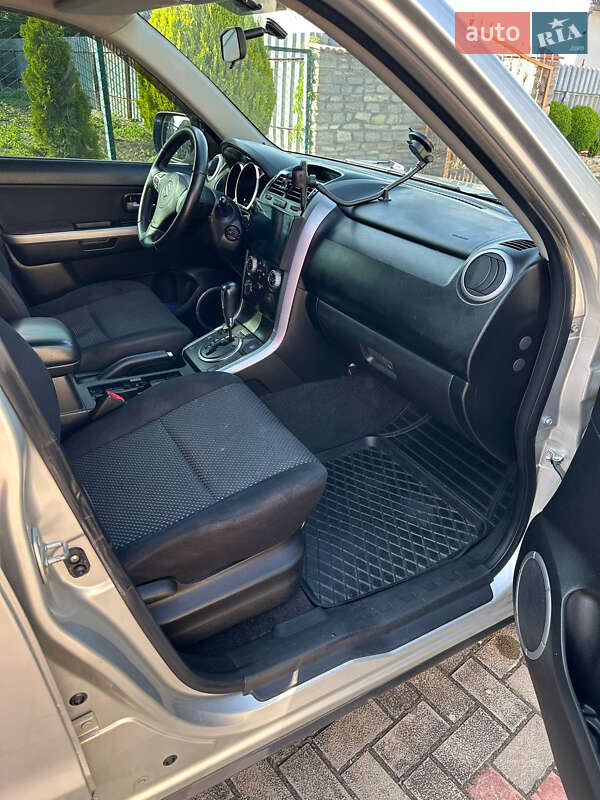 Позашляховик / Кросовер Suzuki Grand Vitara 2007 в Кам'янець-Подільському