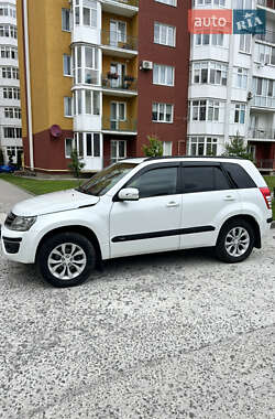 Позашляховик / Кросовер Suzuki Grand Vitara 2013 в Львові