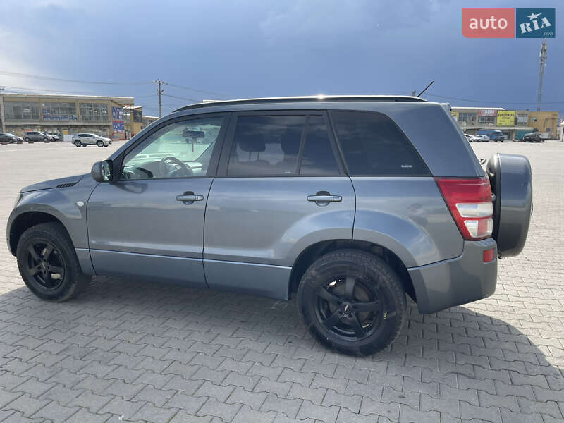 Позашляховик / Кросовер Suzuki Grand Vitara 2006 в Чернівцях